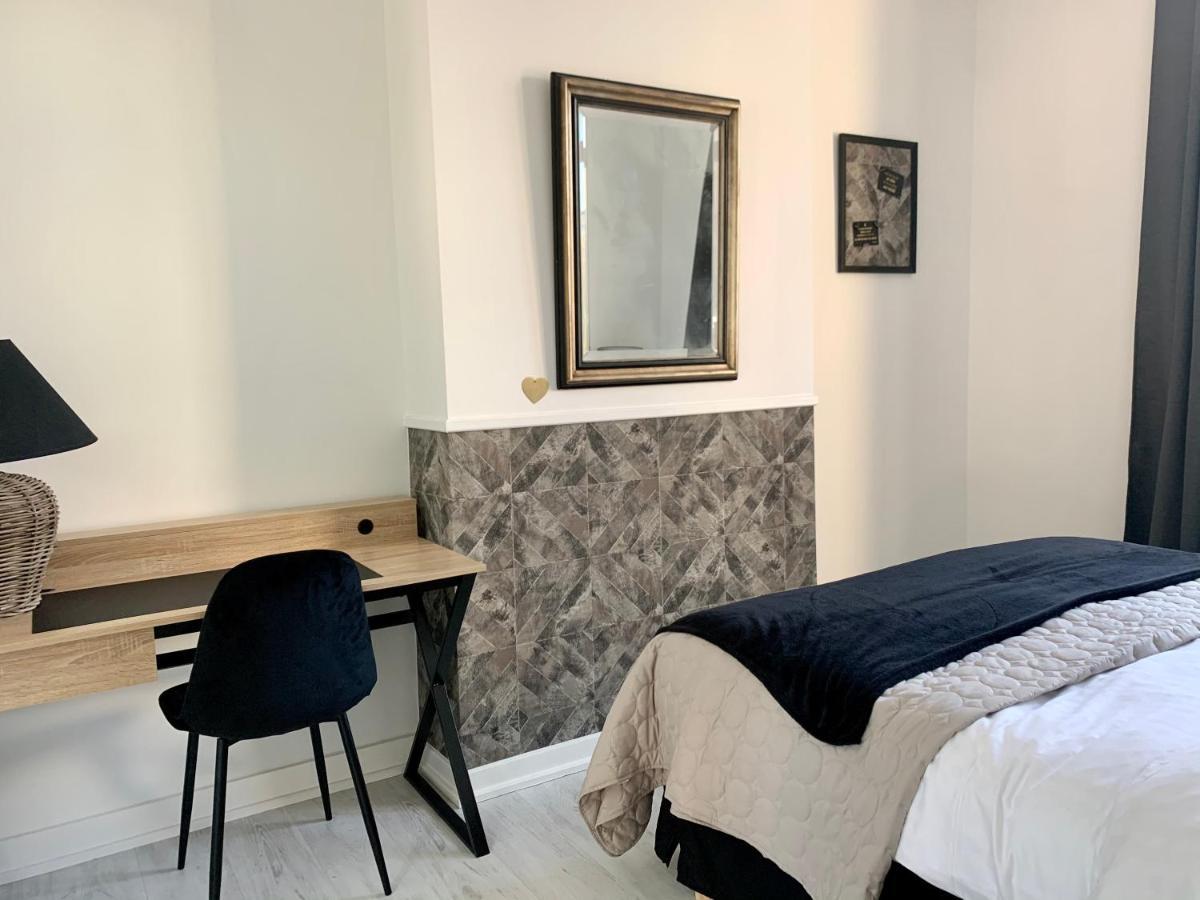 A & V Appart'Hotel Lille Bagian luar foto