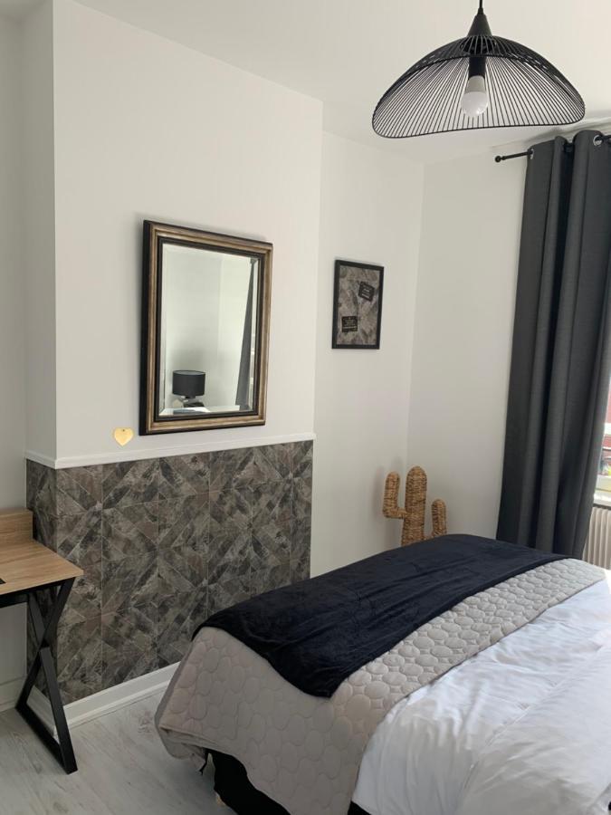 A & V Appart'Hotel Lille Bagian luar foto